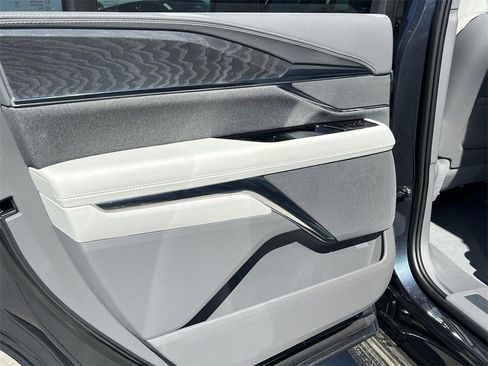 New 2026 Cadillac Escalade IQ Luxury 1 image 26