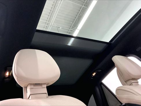 Certified 2024 Mercedes-Benz GLC 300 4MATIC image 12