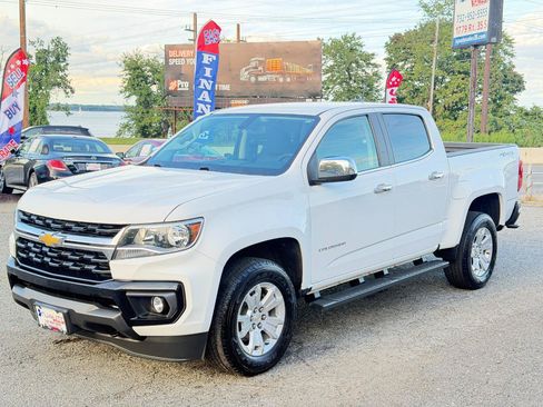 Used 2021 Chevrolet Colorado LT w/ LT Convenience Package AWD/4WD image 8