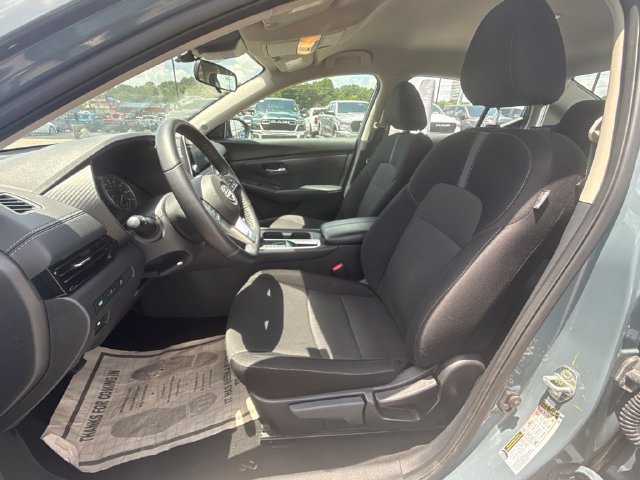 Used 2025 Nissan Sentra SV w/ All-Weather Package FWD image 14