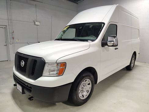 Used 2019 Nissan NV 3500 SV w/ Navigation Package RWD image 15