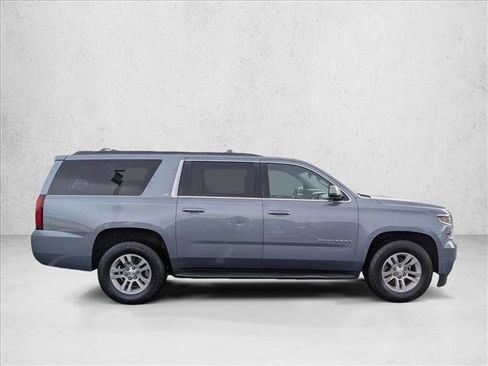Used 2016 Chevrolet Suburban LT AWD/4WD image 4