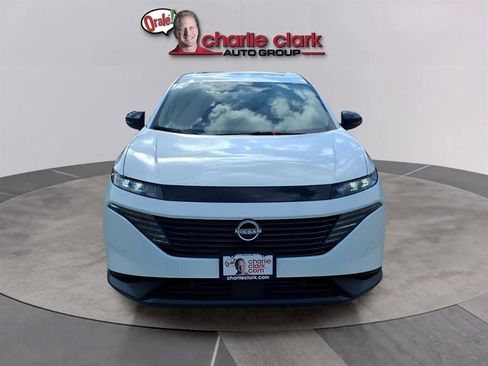 New 2026 Nissan Murano SL image 8