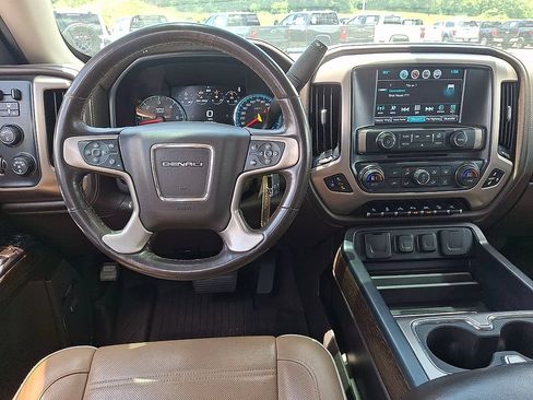 Used 2018 GMC Sierra 1500 Denali AWD/4WD image 11