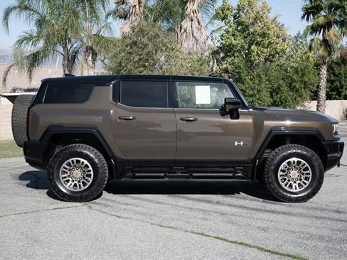 Used 2024 GMC Hummer EV 2X w/ Extreme Off-Road Package image 29