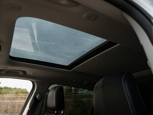 Used 2023 Jeep Grand Cherokee L Limited image 16