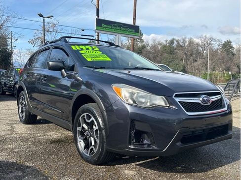 Used 2016 Subaru Crosstrek 2.0i Premium image 1
