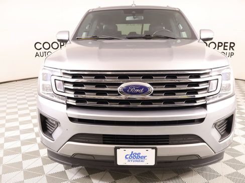 Used 2020 Ford Expedition XLT w/ Equipment Group 201A RWD image 8