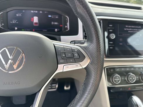 Used 2023 Volkswagen Atlas SEL Premium image 33