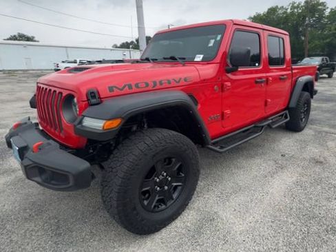 Used 2023 Jeep Gladiator Mojave w/ LED Lighting Group AWD/4WD image 4