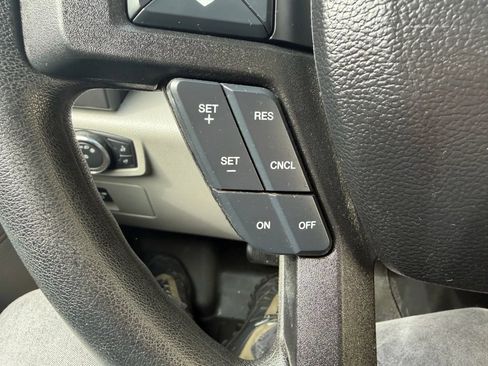Used 2018 Ford F150 XLT AWD/4WD image 14