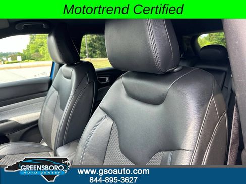 Used 2025 Jeep Compass Latitude AWD/4WD image 13