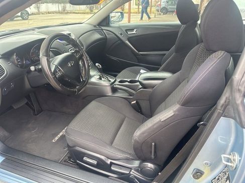 Used 2011 Hyundai Genesis 2.0T image 17