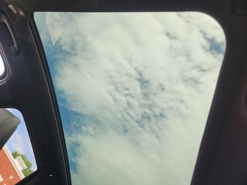 Used 2025 BMW X3 xDrive30i w/ Premium Package AWD/4WD image 14