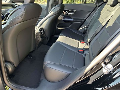 New 2027 Mercedes-Benz GLC 300 image 36