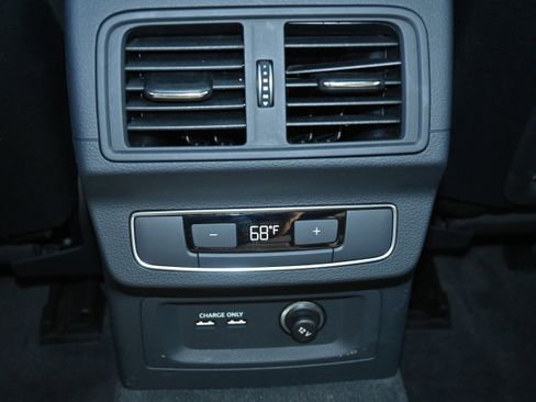 Certified 2024 Audi Q5 2.0T Premium Plus w/ Premium Plus Package image 23