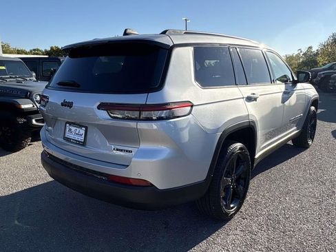 New 2025 Jeep Grand Cherokee L Limited w/ Luxury Tech Group II AWD/4WD image 10