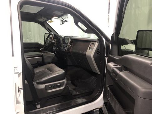 Used 2016 Ford F250 Lariat w/ Lariat Ultimate Package image 11