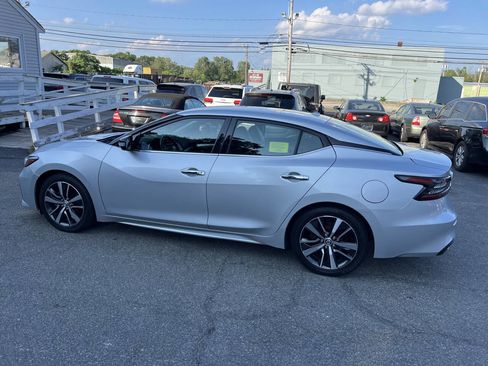 Used 2020 Nissan Maxima 3.5 SV w/ Floor Mat Group image 12
