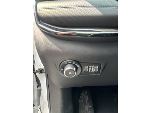 New 2026 Jeep Compass Latitude AWD/4WD image 16