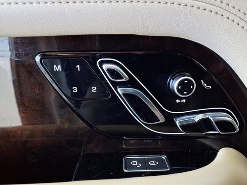 Used 2020 Land Rover Range Rover HSE image 20