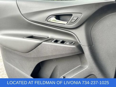 Used 2023 Chevrolet Equinox LT FWD image 21