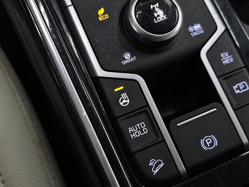 Used 2022 Kia Sorento SX Prestige image 30