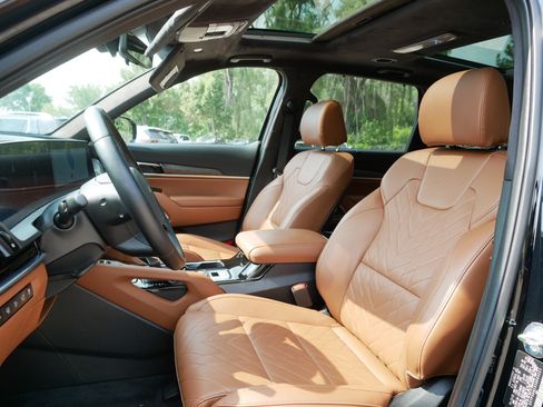 Certified 2025 Kia Telluride SX Prestige X-Line AWD/4WD image 34