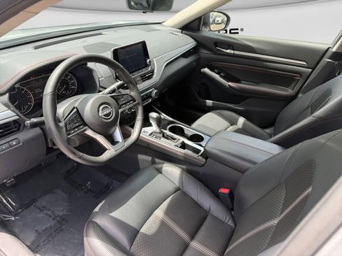 Used 2023 Nissan Altima 2.5 SR FWD image 16