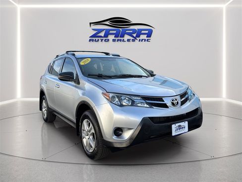 Used 2014 Toyota RAV4 LE image 9
