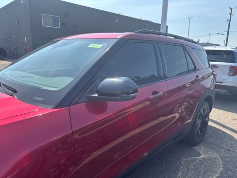 Used 2020 Ford Explorer ST w/ ST Street Pack AWD/4WD image 27