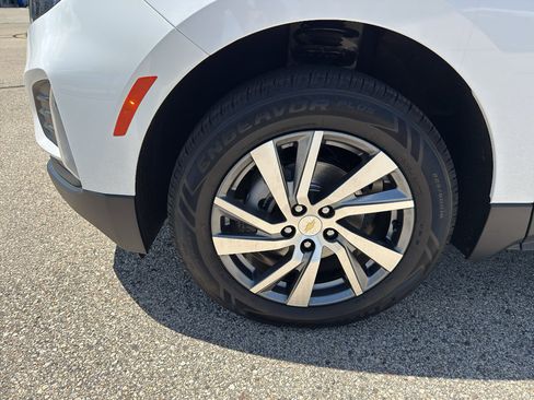 Used 2022 Chevrolet Equinox LT AWD/4WD image 8