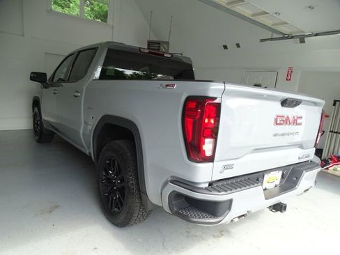 Certified 2024 GMC Sierra 1500 Elevation w/ X31 Off-Road Package AWD/4WD image 20