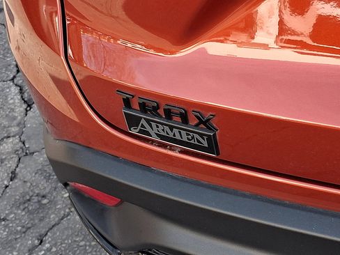 Certified 2024 Chevrolet Trax RS w/ Driver Confidence Package image 31