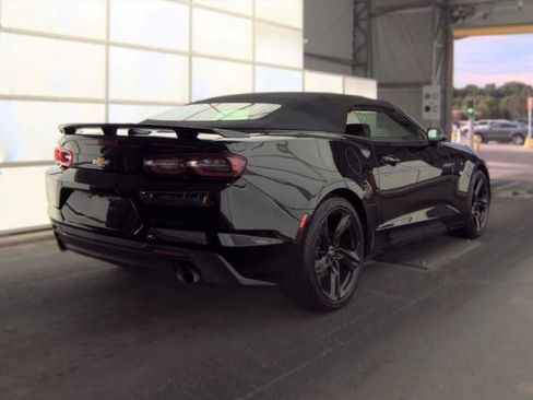 Used 2023 Chevrolet Camaro LT RWD image 2