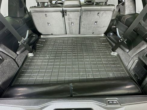 Used 2025 BMW X7 M60i image 33