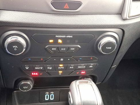 Certified 2019 Ford Ranger XLT w/ Equipment Group 302A Luxury image 16