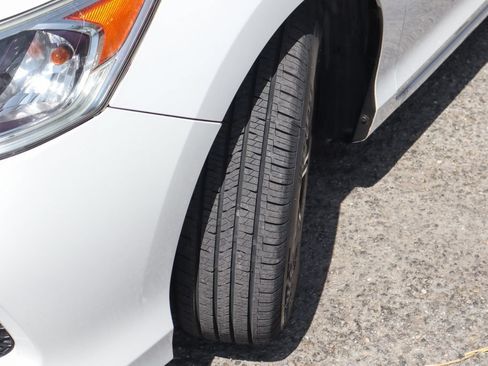 Used 2017 Honda Accord LX image 41