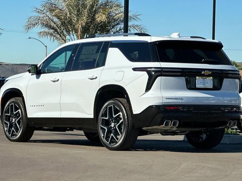 New 2026 Chevrolet Traverse High Country w/ LPO, Illumination Package image 6