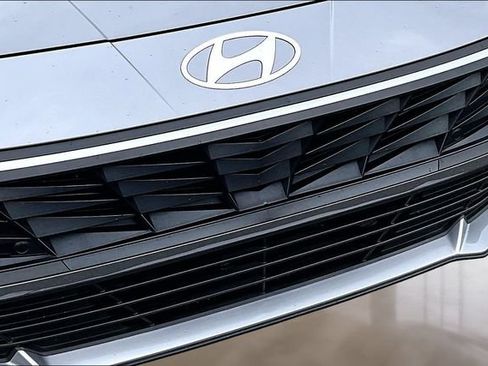 Used 2026 Hyundai Elantra Sport FWD image 28