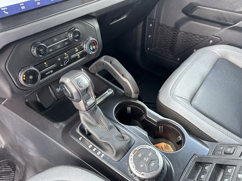 Used 2024 Ford Bronco Big Bend image 15