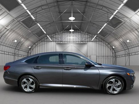 Used 2019 Honda Accord EX-L image 3