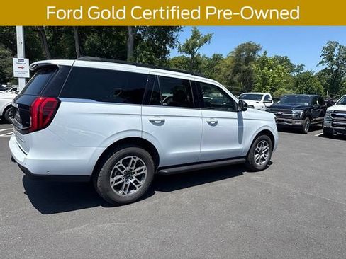 Used 2025 Ford Expedition Active AWD/4WD image 11