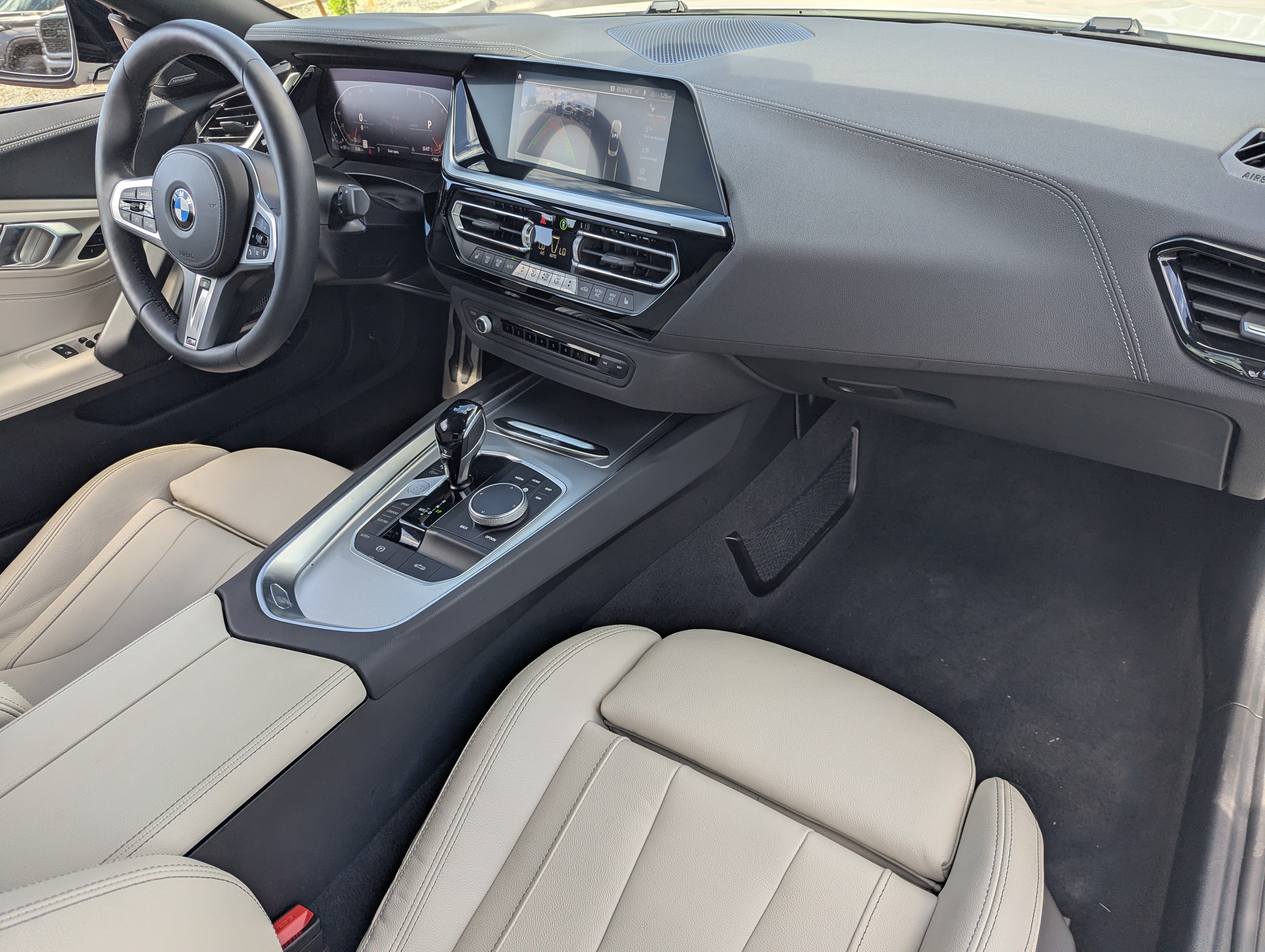 Used 2026 BMW Z4 sDrive30i w/ Premium Package RWD image 12