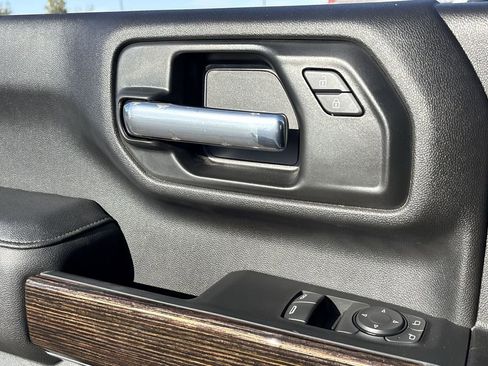 New 2025 GMC Sierra 2500 SLE image 23