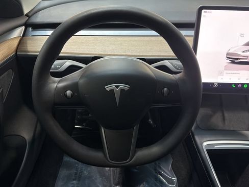 Used 2022 Tesla Model 3 RWD image 18
