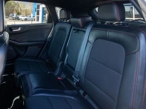 Used 2024 Ford Escape ST-Line w/ Cold Weather Package image 18