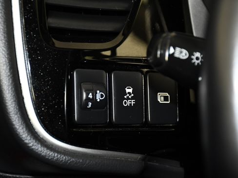 Used 2018 Mitsubishi Outlander GT AWD/4WD image 34