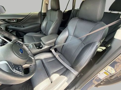 Used 2023 Subaru Outback Limited AWD/4WD image 18