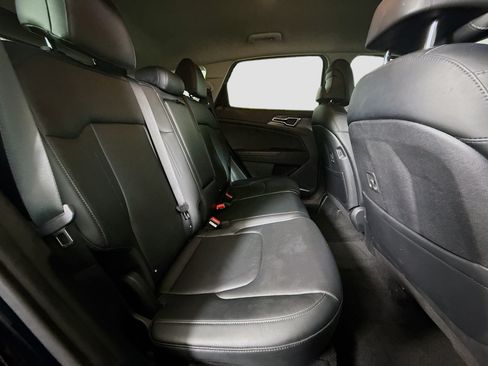 Used 2023 Kia Sportage EX FWD image 27